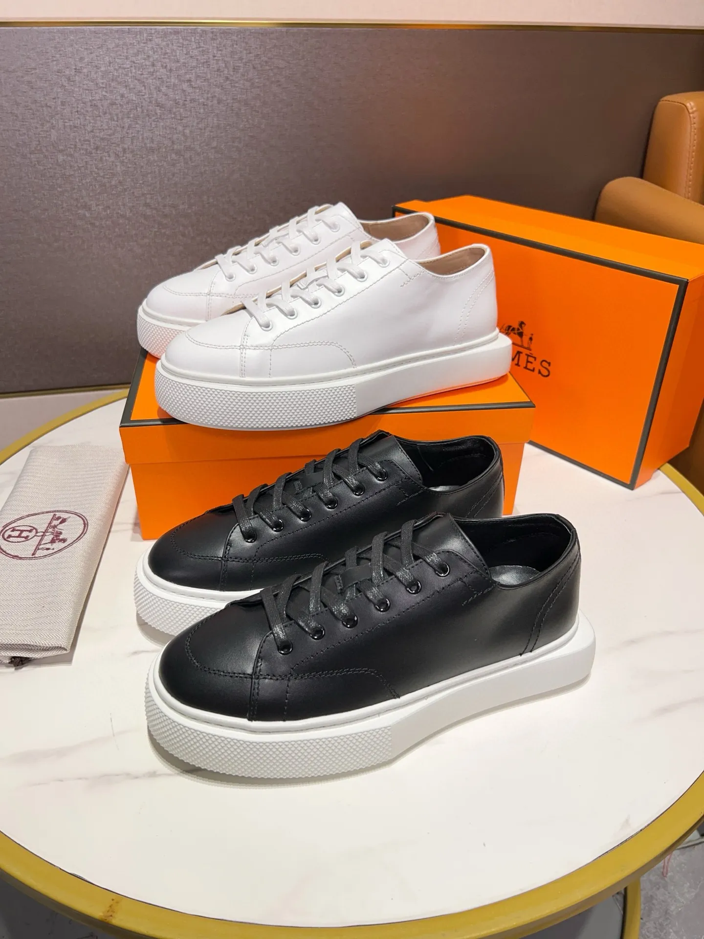 Factory price: 438💰[HERMES] Hermès - high-end quality original order 🔍🔍new product from men's counter uppers imported from Italy cowhide, sheepskin lining soles: original factory special soles, exclusive movable molded soles super comfortable, original factory follow-up goods - super high quality control·fine workmanship: highlighted (high-end·nobility·grade) -Size: 38-44 (45 can be customized)·